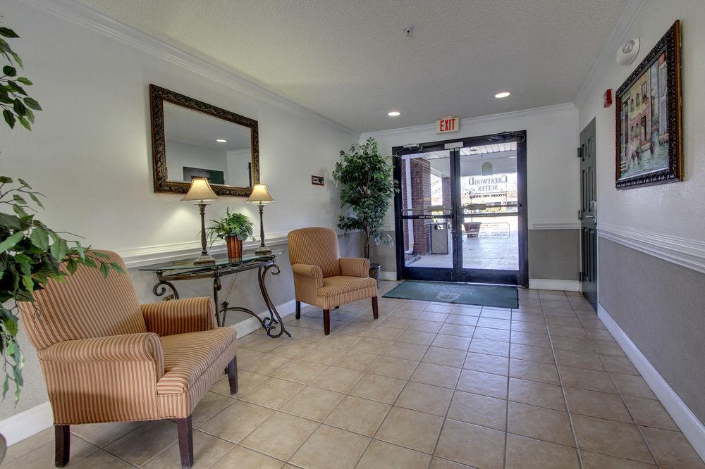 Intown Suites Extended Stay Greensboro Nc - Airport 外观 照片
